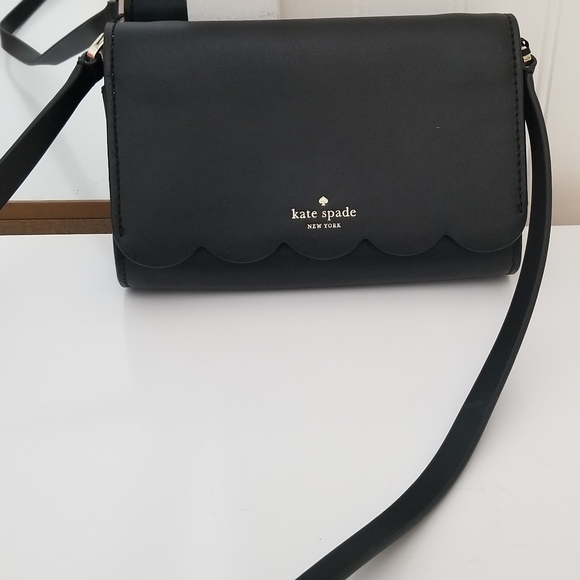 SOLD kate Spade Black Crossbody - Picture 3 of 8